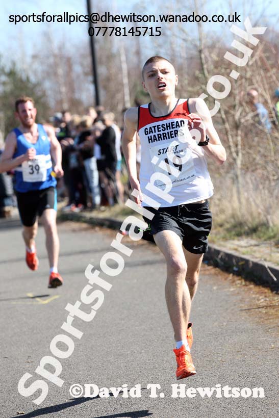 Senior mens Elswick Harriers Good Friday Road Relays. Photo: David T. Hewitson/Sports for All Pics